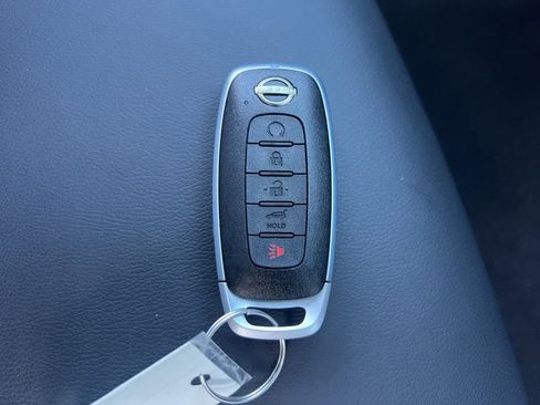 Certified 2025 Nissan Pathfinder SL w/ SL Premium Package image 28