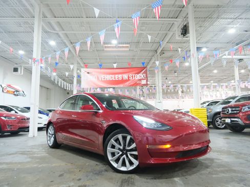 Used 2019 Tesla Model 3 Long Range image 2