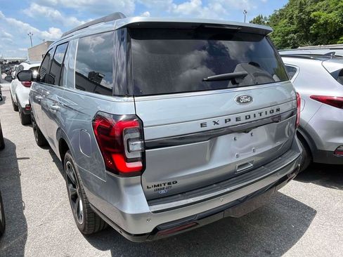 Used 2022 Ford Expedition Limited RWD image 3