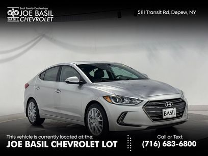 Used 2017 Hyundai Elantra Limited w/ Limited Tech Package 04