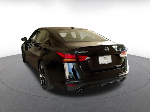 Used 2025 Nissan Altima 2.5 SR image 10