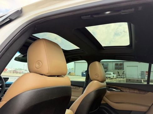 Used 2022 Cadillac CT5 Premium Luxury RWD image 8