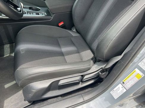 Used 2025 Honda Civic Sport image 10