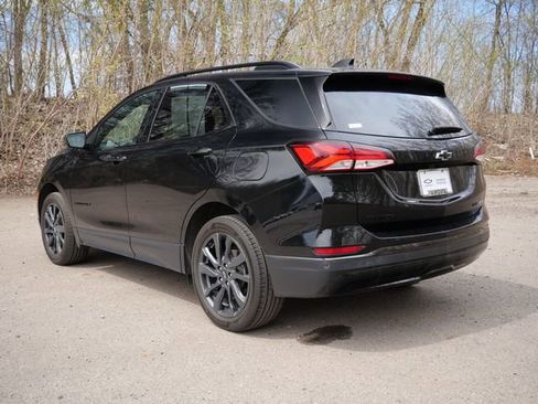 Used 2023 Chevrolet Equinox RS AWD/4WD image 5