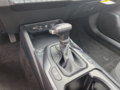 New 2026 Kia K4 FWD image 9