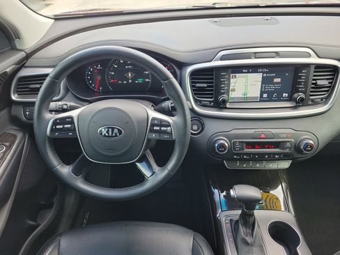 Used 2019 Kia Sorento EX w/ EX Touring Package image 20