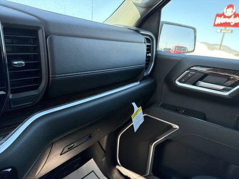 New 2026 GMC Sierra 1500 SLE AWD/4WD image 24