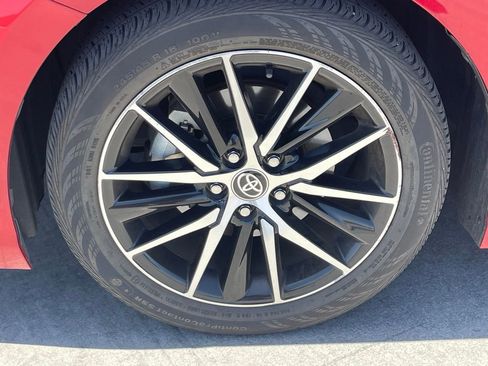Used 2023 Toyota Camry SE FWD image 5