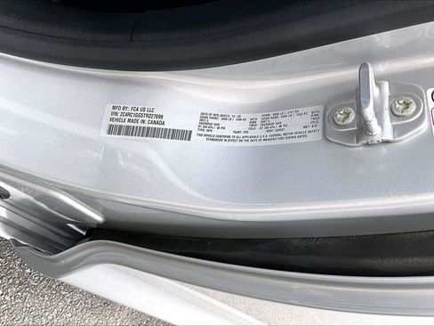 New 2026 Chrysler Pacifica Limited w/ S Appearance Package FWD image 13