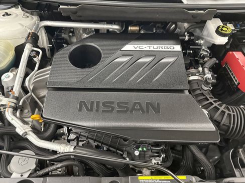 Used 2023 Nissan Rogue S image 24