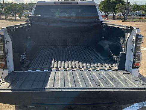 Used 2019 Chevrolet Silverado 1500 Custom w/ Custom Convenience Package image 18