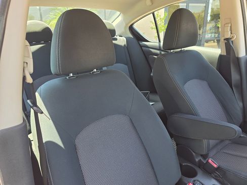 Used 2017 Nissan Versa FWD image 15