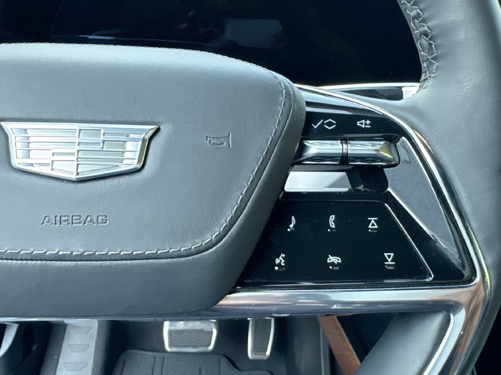Used 2026 Cadillac Vistiq Premium Luxury AWD/4WD image 18
