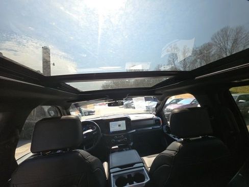 Used 2025 Ford F150 Raptor image 21