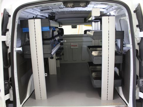 Used 2023 Ford Transit Connect XL image 26