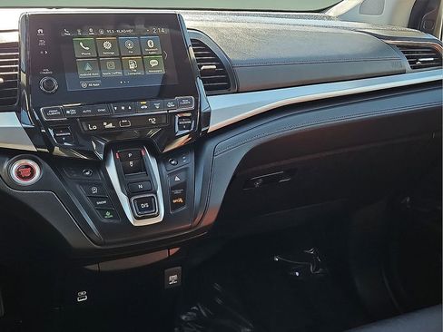 Used 2024 Honda Odyssey EX-L image 15