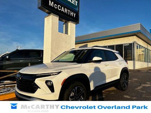 New 2026 Chevrolet TrailBlazer LT w/ Convenience Package image 2