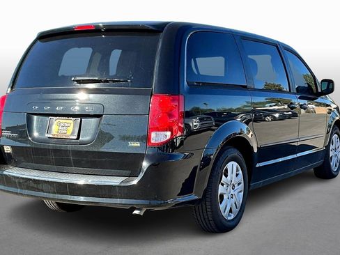 Used 2014 Dodge Grand Caravan SE w/ Quick Order Package 29E SE image 2