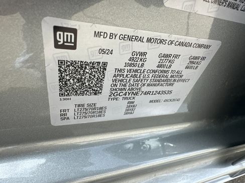 Used 2024 Chevrolet Silverado 2500 LT image 27