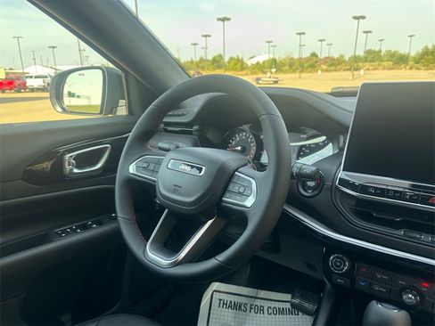 New 2026 Jeep Compass Trailhawk image 19
