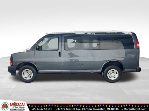 Used 2017 Chevrolet Express 2500 LS image 2