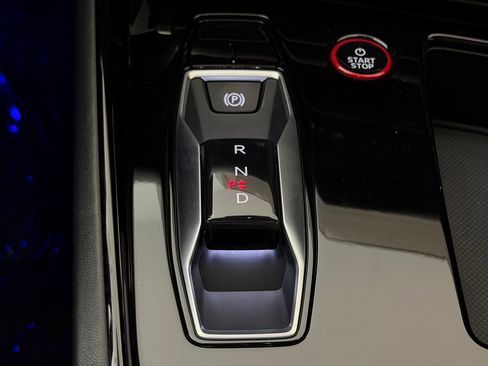 Used 2023 Audi e-tron GT Premium Plus AWD/4WD image 22
