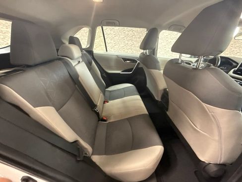 Used 2023 Toyota RAV4 XLE AWD/4WD image 13