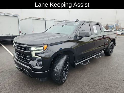 Used 2024 Chevrolet Silverado 1500 RST image 3
