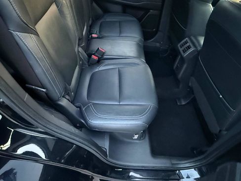 Used 2020 Mitsubishi Outlander SEL AWD/4WD image 32