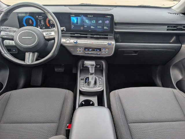 Used 2025 Hyundai Kona SEL FWD image 24