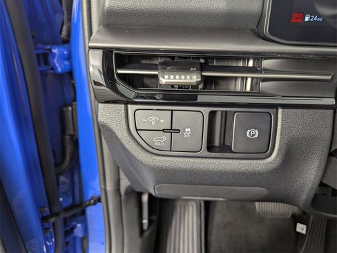 New 2026 Kia Sportage SX image 19