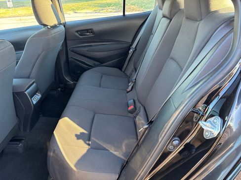 Used 2025 Toyota Corolla LE image 24