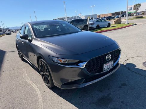 Certified 2025 MAZDA MAZDA3 s image 8