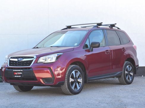 Used 2018 Subaru Forester 2.5i w/ Alloy Wheel Package AWD/4WD image 8