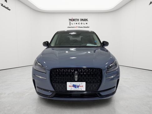 Used 2023 Lincoln Corsair AWD w/ Equipment Group 101A image 8