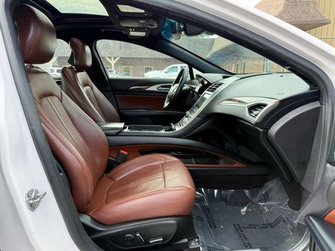 Used 2019 Lincoln MKZ Reserve AWD/4WD image 21