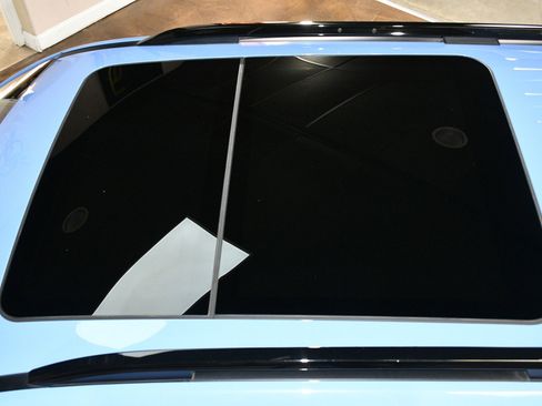 Used 2025 Honda Pilot TrailSport image 49