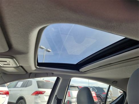 Used 2015 Toyota Prius C Four image 25