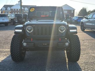 Used 2024 Jeep Gladiator Rubicon AWD/4WD video 2