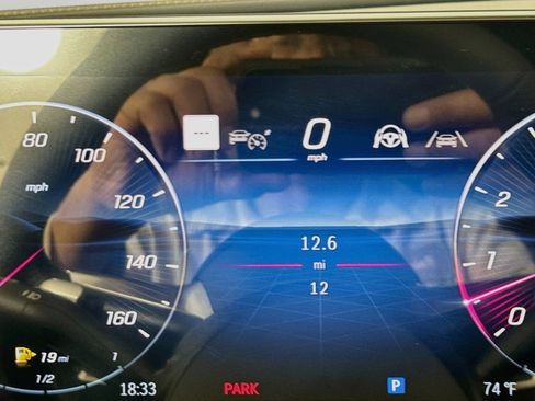 New 2027 Mercedes-Benz CLE 450 4MATIC Coupe image 13
