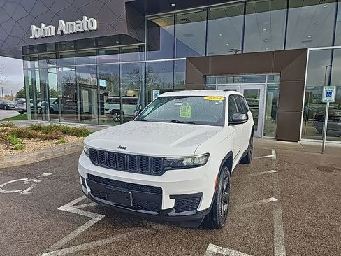 Used 2024 Jeep Grand Cherokee L Laredo AWD/4WD image 1