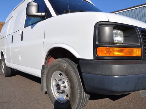 Used 2015 GMC Savana 2500 LS w/ Cold Climate Package RWD image 6