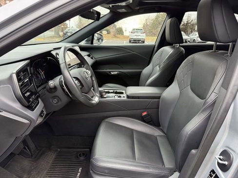Used 2023 Lexus RX 350 Premium image 13