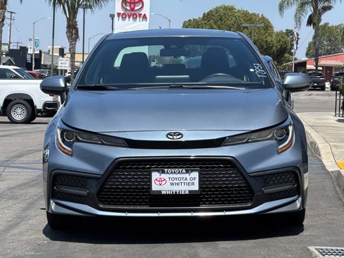 Certified 2022 Toyota Corolla SE w/ SE Premium Package FWD image 11