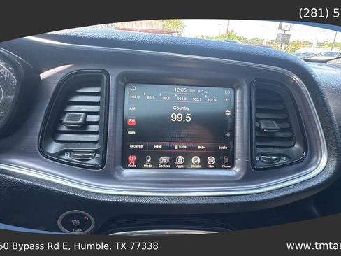 Used 2016 Dodge Challenger R/T RWD image 12