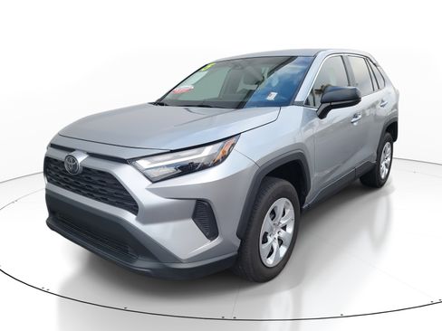Certified 2025 Toyota RAV4 LE image 3