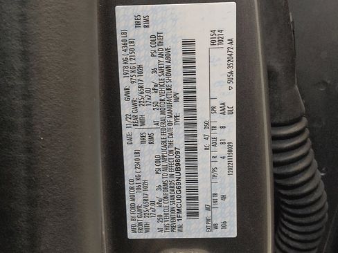Used 2022 Ford Escape SE FWD image 33