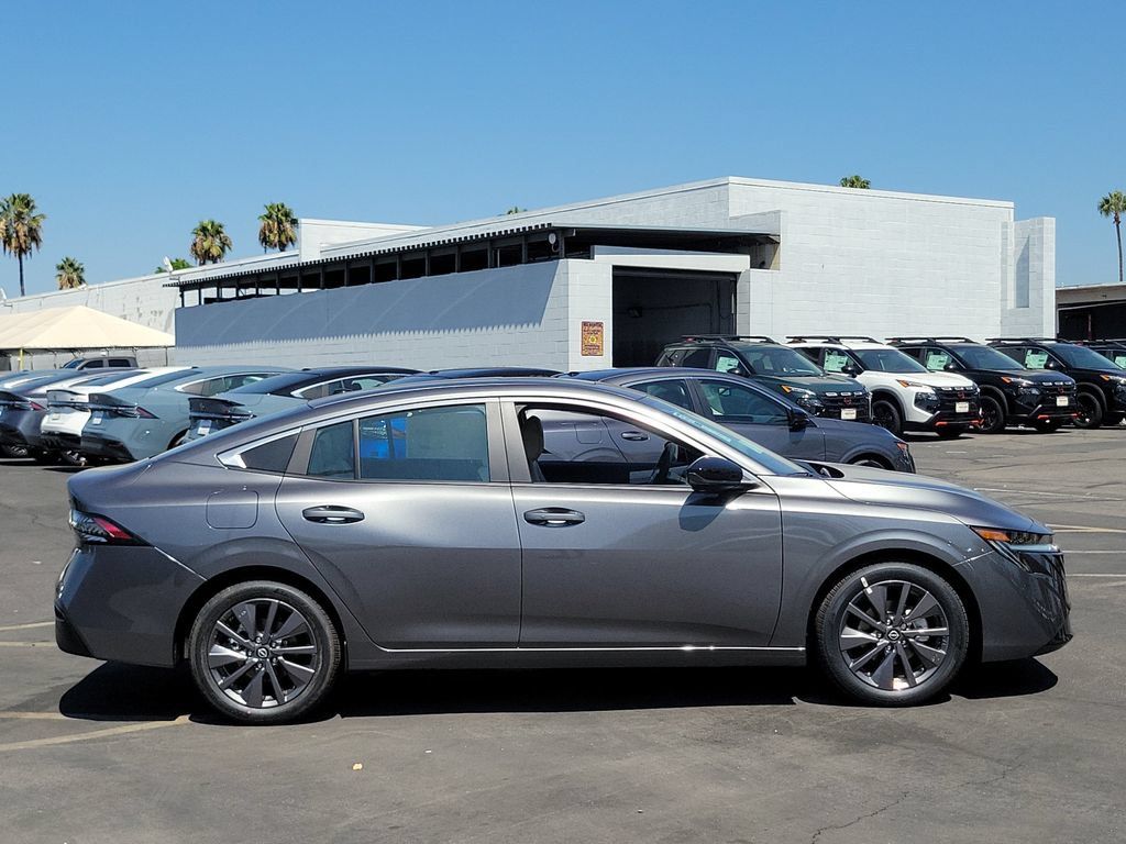 New 2026 Nissan Sentra SL w/ Floor Mat Package FWD image 8