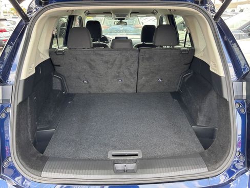 Used 2025 Nissan Rogue SV FWD image 32
