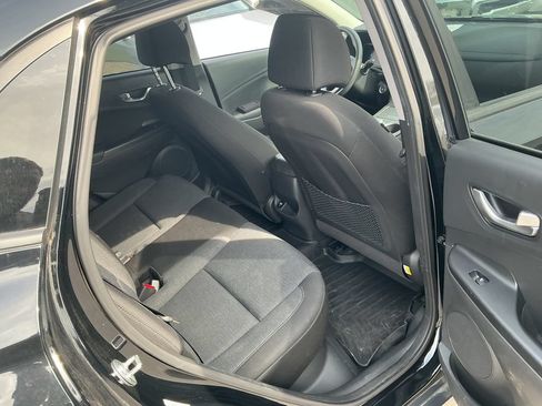 Used 2023 Hyundai Kona SE w/ Cargo Package FWD image 10